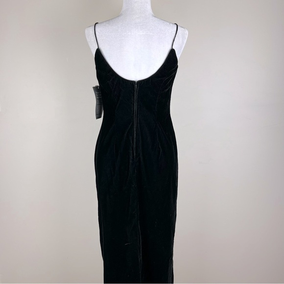 Late Edition | Vintage Dead Stock 80s 90s Timeless Black Velvet Maxi Dress | 8 - Picture 11 of 13